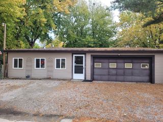 3529 Hunt St, Plainfield, IN 46168
