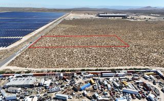 Lone Butte Rd, Mojave, CA 93501