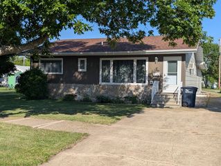 412 Burke Ave, Harvey, ND 58341