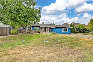 3304 Brookwood Rd, Sacramento, CA 95821