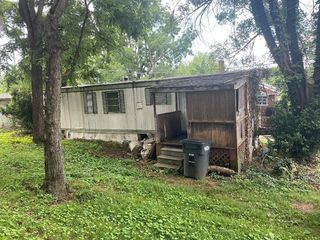 515 Cedar Ave #1, Vinton, VA 24179