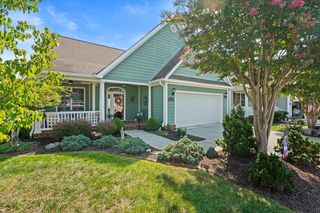 830 Sumpter Pl, Roanoke, VA 24019