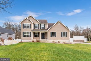 104 Phillips Rd, Mount Laurel, NJ 08054