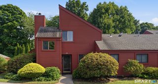 298 Hollister Way West #298, Glastonbury, CT 06033
