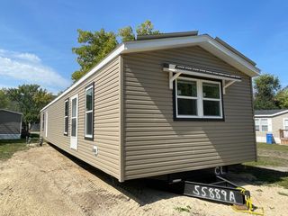 30 Mille Lacs Ln, Winona, MN 55987