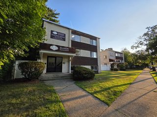 152 Fountain St #2B1, New Haven, CT 06515