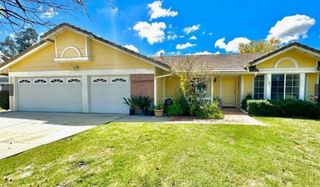 10625 Aster Leaf Ln, Moreno Valley, CA 92557