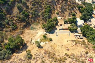 28530 Roosevelt Ave, Castaic, CA 91384