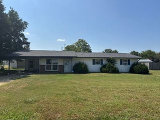 39299 Freda Dr, Malden, MO 63863