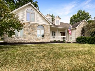 715 Stag Pl, Columbus, OH 43230