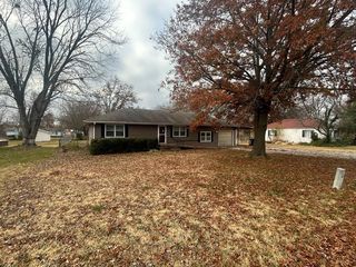 3505 W  6th St, Coffeyville, KS 67337
