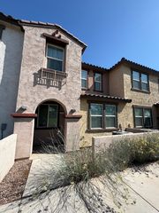 573 W  Westchester Ave, Tempe, AZ 85283