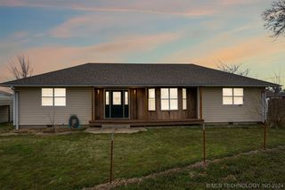 1717 NE Graham Ct, Pryor, OK 74361