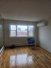 1035 E  218th St #3, Bronx, NY 10469