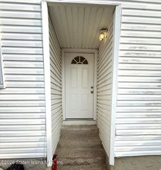 770 Woolley Ave #2, Staten Island, NY 10314