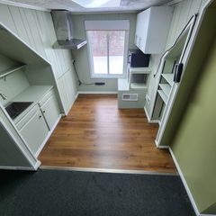 17 Woodland Dr, Carmel, IN 46032