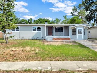 5704 Perrine Dr, Orlando, FL 32808