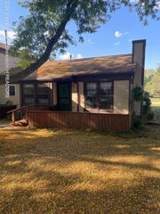 2825 Staten Ave #21, Lansing, MI 48910