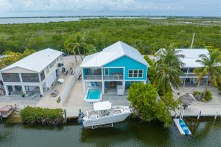 733 Pirates Rd, Little Torch Key, FL 33042