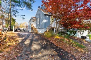 76 E  Shore Rd, Holbrook, MA 02343