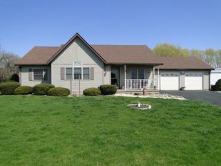 1480 Airport Rd, Morris, IL 60450