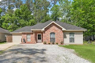 41 Rex Ave, Madisonville, LA 70447