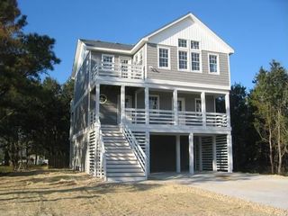608 W  Walker St, Kill Devil Hills, NC 27948