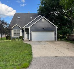 5710 Coronado Vis, Crystal Lake, IL 60014