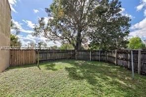 350 Sunshine Dr, Coconut Creek, FL 33066