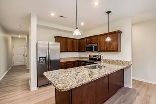 6411 Darnell St #6411, Shawnee, KS 66216
