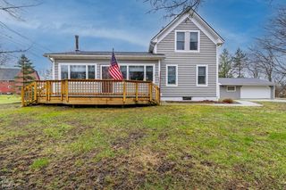7465 Frith Rd, Saint Clair, MI 48079