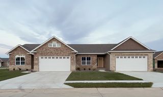 7130 Remington Villa Dr #7130, Maryville, IL 62062
