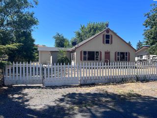 5647 Fern St, West Richland, WA 99353