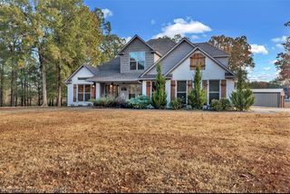 2741 Rebecca Lynn Ln, Van Buren, AR 72956
