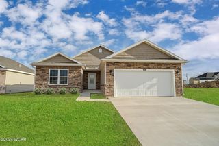 4159 Emma Pkwy, Lima, OH 45806