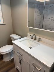 5721 W  Addison St, Chicago, IL 60634
