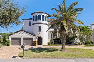 841 2nd Ave S, Tierra Verde, FL 33715