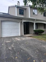 1214 Saratoga Dr, Chesterton, IN 46304