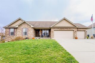 194 Cedar Berry Dr, Washington, MO 63090