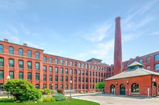 45 Grand St #213, Worcester, MA 01610