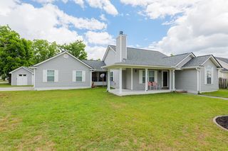 19 Oak St, Ray City, GA 31645