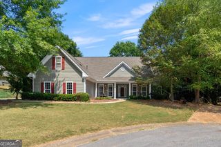 169 Wood Crest Ln, Hoschton, GA 30548