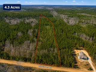 Rabbit Den Rd, Rembert, SC 29128