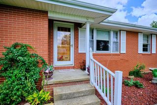 214 Shady Ln, Grayson, KY 41143