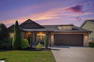 308 Lockeland Park Dr, Simpsonville, SC 29681