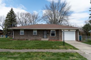 10208 Shallowbrook Ct, Indianapolis, IN 46229