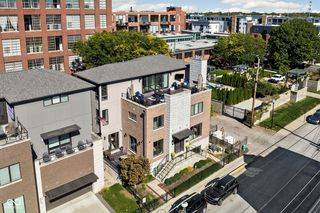 624 E  North St, Indianapolis, IN 46204