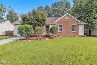 156 Raintree Circle, Jacksonville, NC 28540