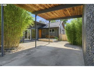 2124 N  Humboldt St, Portland, OR 97217