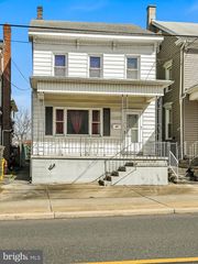40 Dock St, Schuylkill Haven, PA 17972